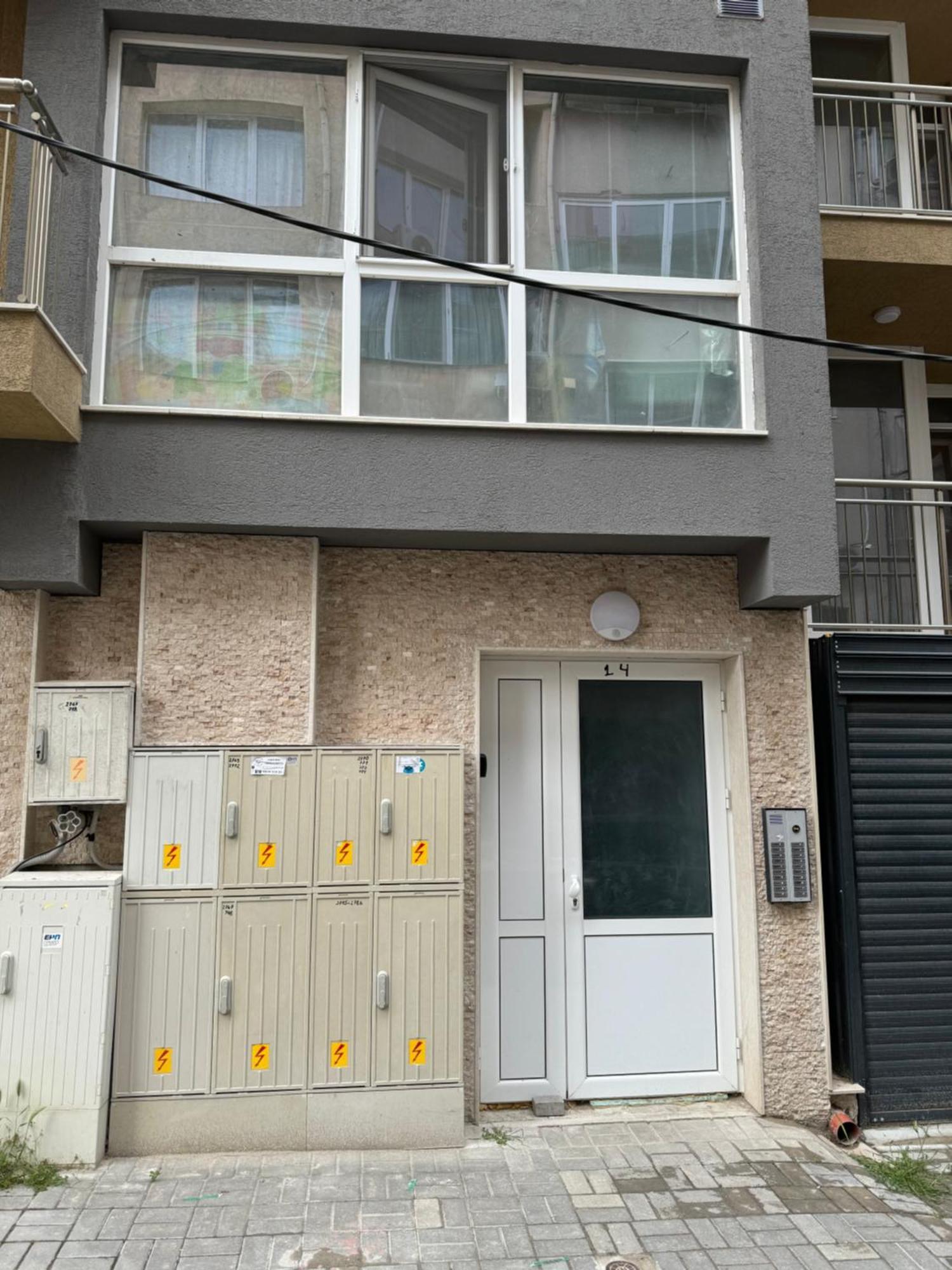 2-bedroom With Private Parking Fast Wifi 3-aircon 3-smarttvs Workdesk Youtube Premium And Netflix Διαμέρισμα